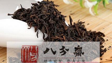 黑茶保存方法与时间详解（如何妥善保存黑茶）